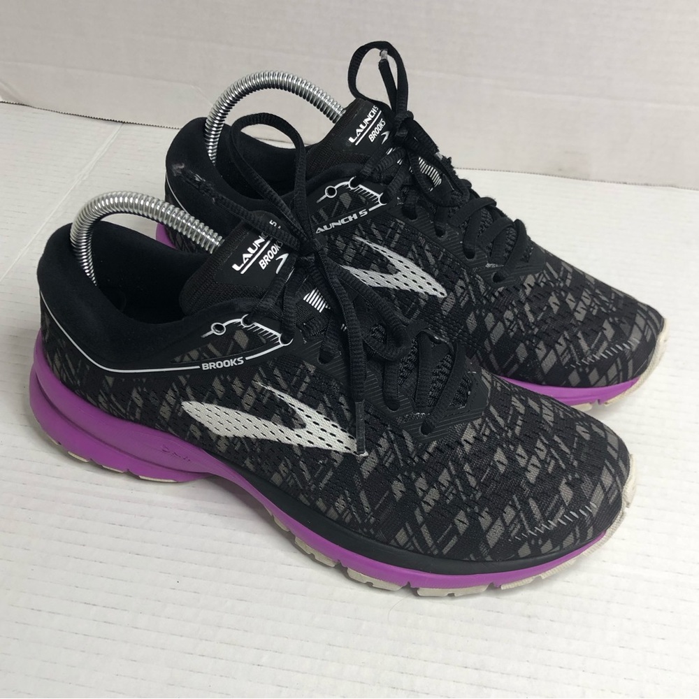 Brooks Sneakers Launch 5 Womens Size 9 Running Shoes Black Purple 1202661B090
